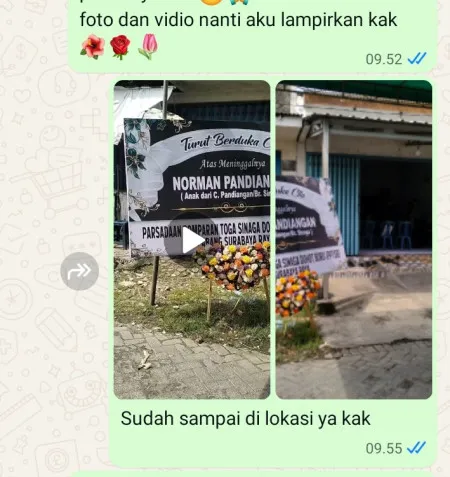 Pengiriman Karangan Bunga Dadap Ayam Suruh